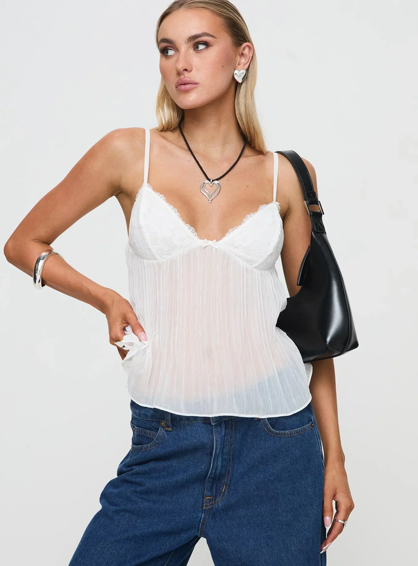 Tops & Blouses